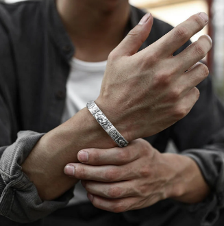 Brazalete de la riqueza