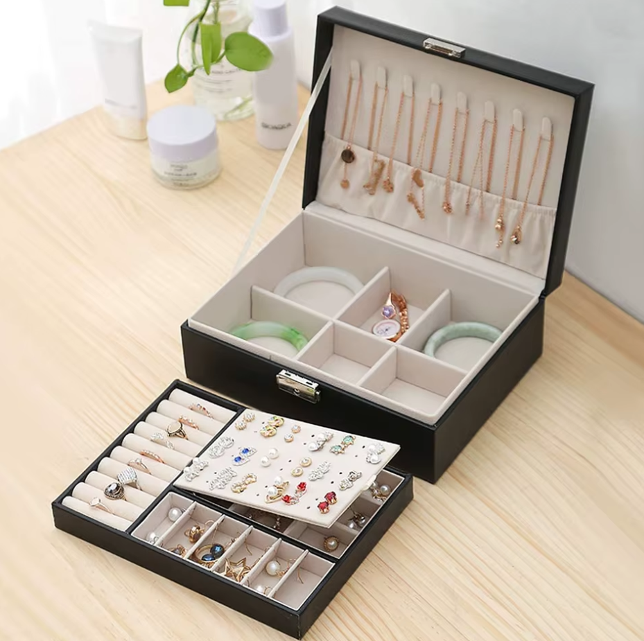CAJA ORGANIZADORA DE JOYAS CON LLAVE